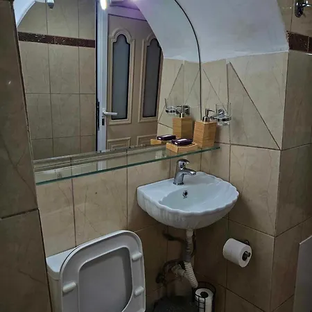 Guest house George's *